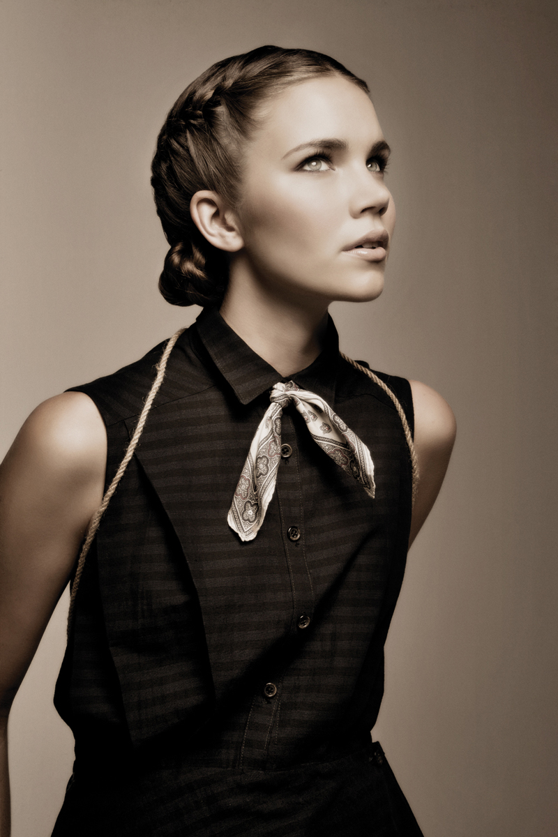 C- 2011 - Intercoiffure Mondial - New Zealands Most Beautiful Hair - 0007